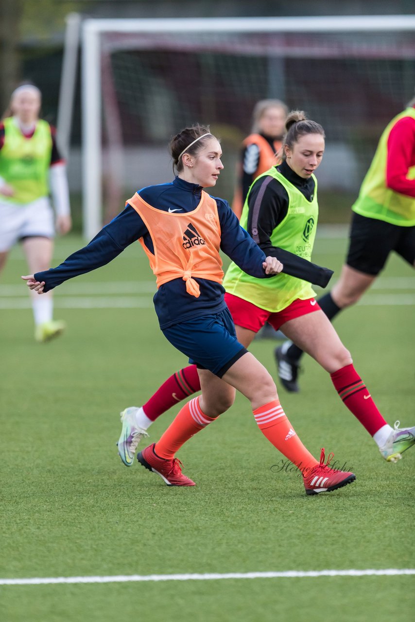 Bild 333 - Co-Trainerin der Frauen Nationalmannschaft Britta Carlson in Wahlstedt